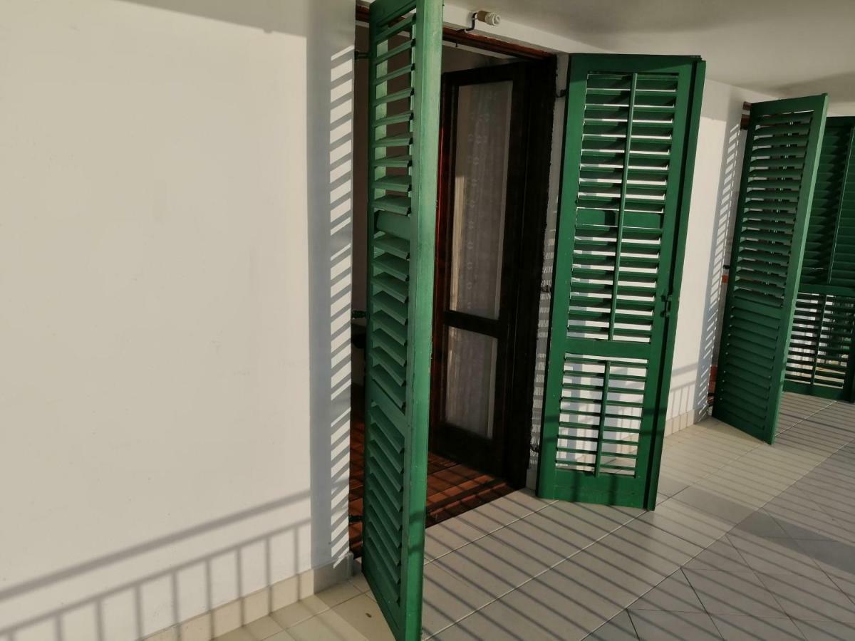 Apartmani Marin Seline Exterior foto